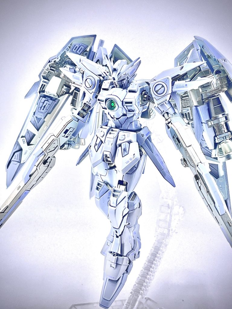 光がキツイと単色に見えるんですね🤔胸のレンズはUVジェルクリア🤩
