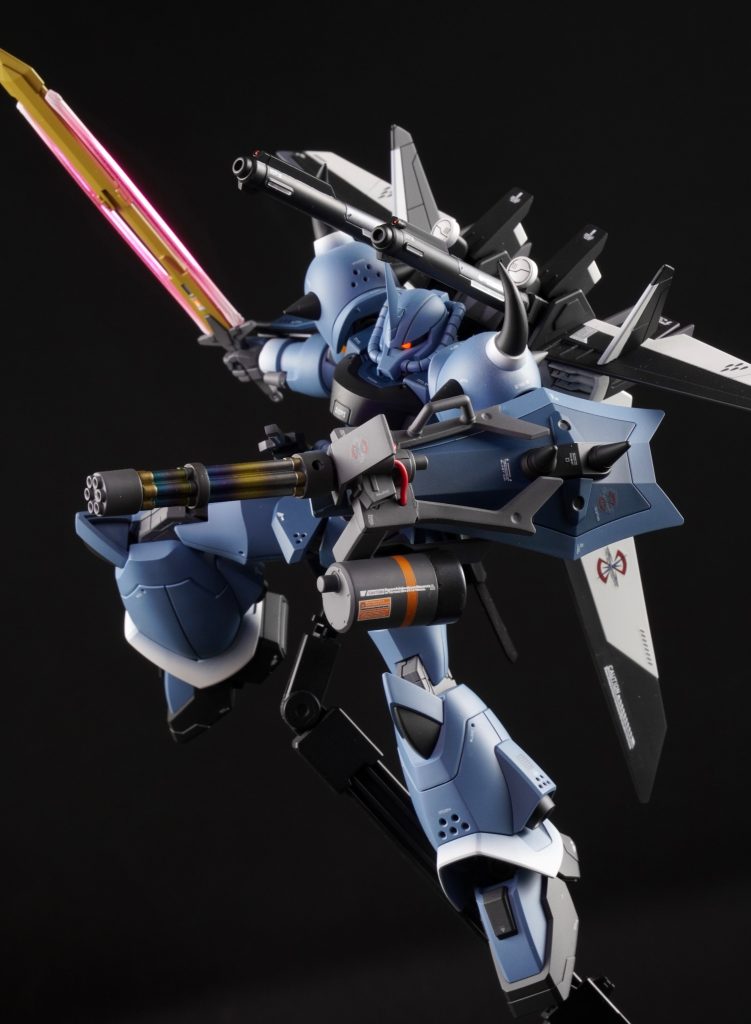 ●使用キットHG　グフイグナイテッド(ハイネ・ヴェステンフルス専用機)HG 　ストライクルージュ＋I.W.S.P.HG　 グフカスタム（ガトリングのみ）