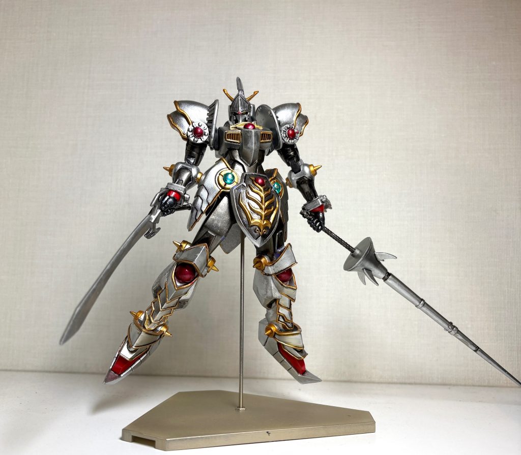 金色部分はシタデルカラーのリトピューターアーマー、カサンドライエロー、オーリックアーマーゴールドの重ね塗りです。