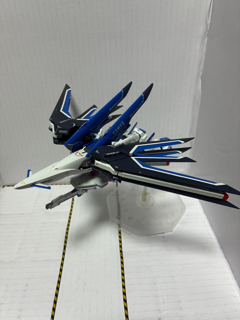 イメージと違った変形でした…