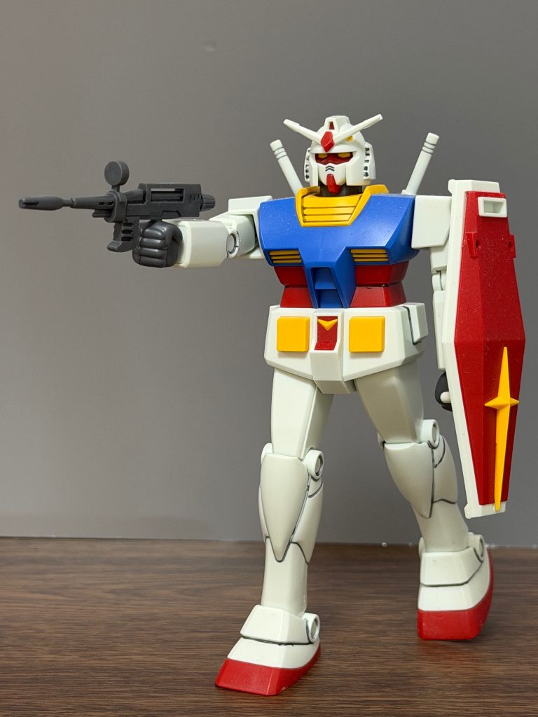 ベストメカセレクションのリバイバルガンダムレトロガンプラいいですね関節の動かなさとかw昔の一色のガンプラを作ってた世代なんでこれでもじゅうぶんカッコイイw&nbsp;