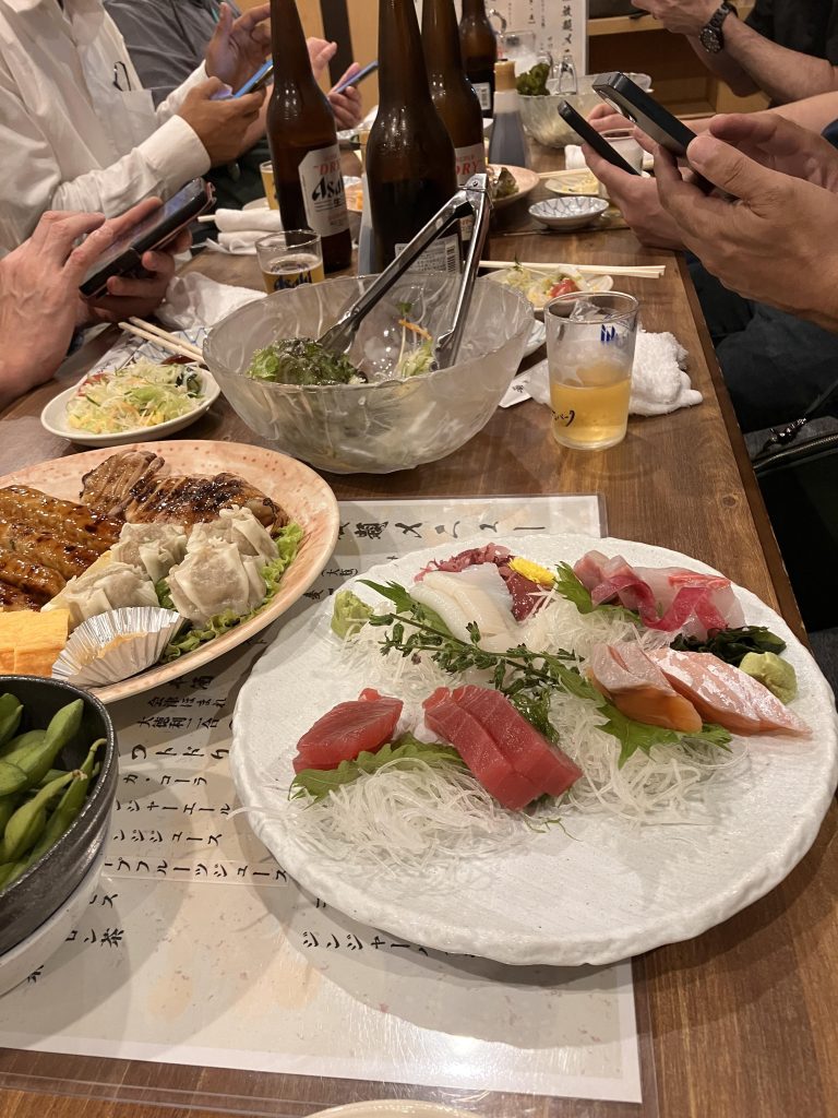 作品名：交流会盛り上がってますよ〜<p>ガンスタ内では細かく聞けない話しや、アレが好きコレが好きが聞けて サイコー╰(*´︶`*)╯♡ 細部の投稿は、また後日に🤣</p>

