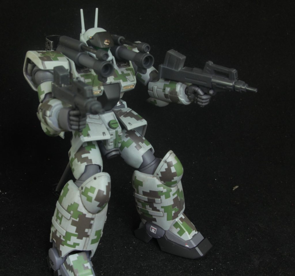 伸縮はありませんが腰のジャッキの延長パーツを自作しました