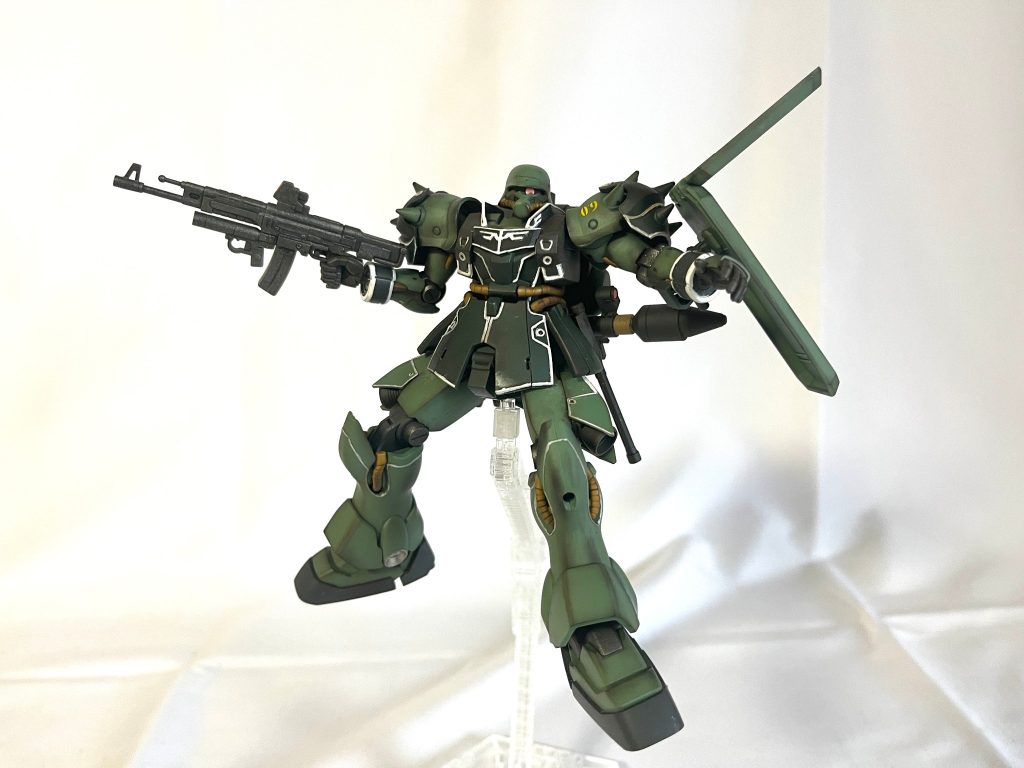 マガジン無し。これもスタイリッシュでいいね！ライザップ通ってそう。