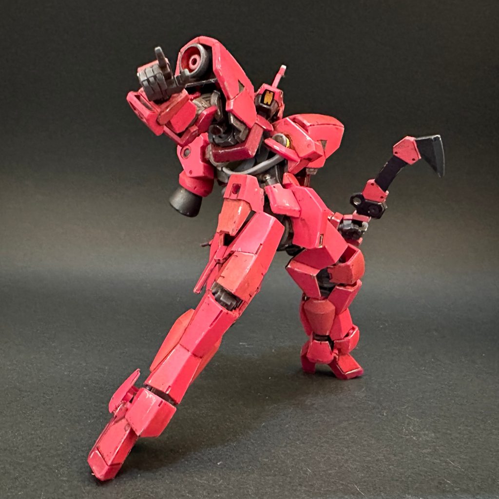 この機体はイキっているのが似合うなぁ。