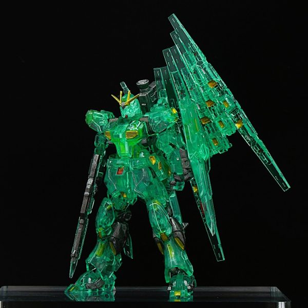 GUNDAM ARTIFACT νガンダム (クリア)