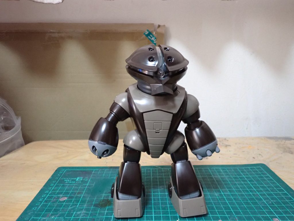 アッガイ–2枚目/制作者：アンジェロのプラモデル工房