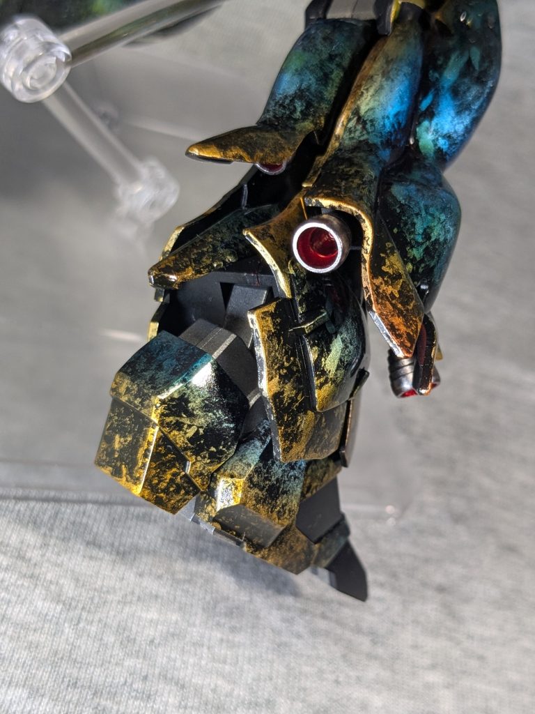 バーニアはガンダムマーカーで塗装しました