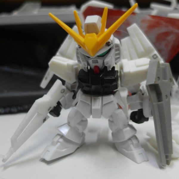 SDEX νガンダム(ダブル・フィン・ファンネル装備型)