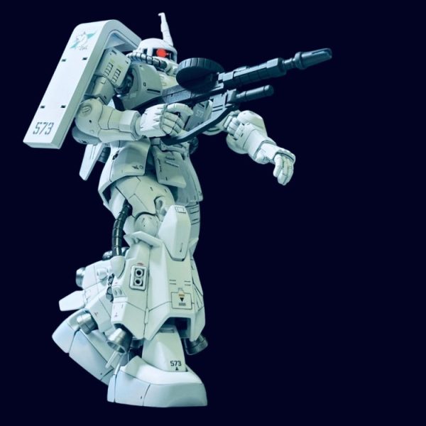 1/144 MS-06R-1A 高機動型ザク シン・マツナガ大尉専用機