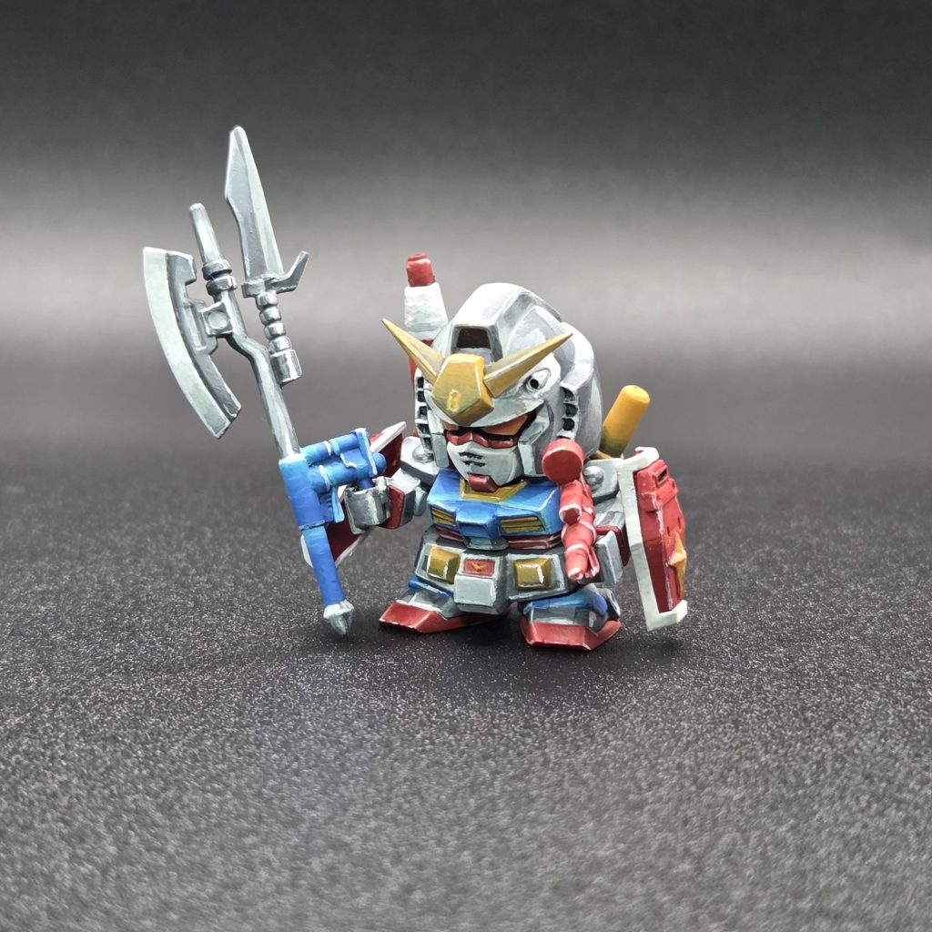 ガンキャノンが無茶苦茶ダブったので、元のクローバーガンダムに寄せて、ビームライフルもキャノンのモノを持たせています。恐ろしいアソートでしたが、次弾、ザクとマゼラアタックでザクキャノン、、、なんてのを待っています！