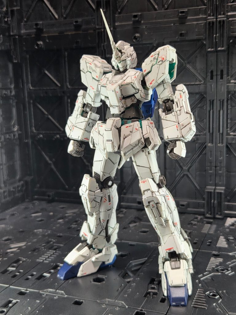 フルアーマーユニコーンガンダム–2枚目/制作者：@x5VG8bQ69E1s5D9