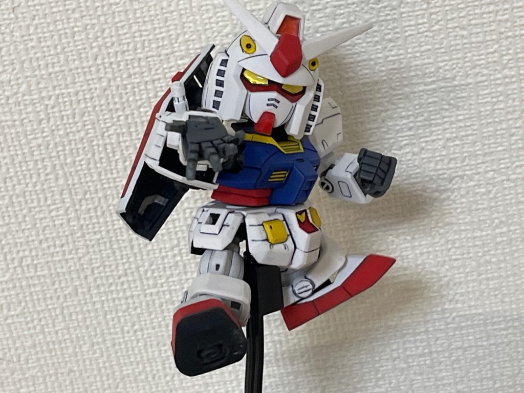開き手を使っているのでべっかんこう立ちもできます