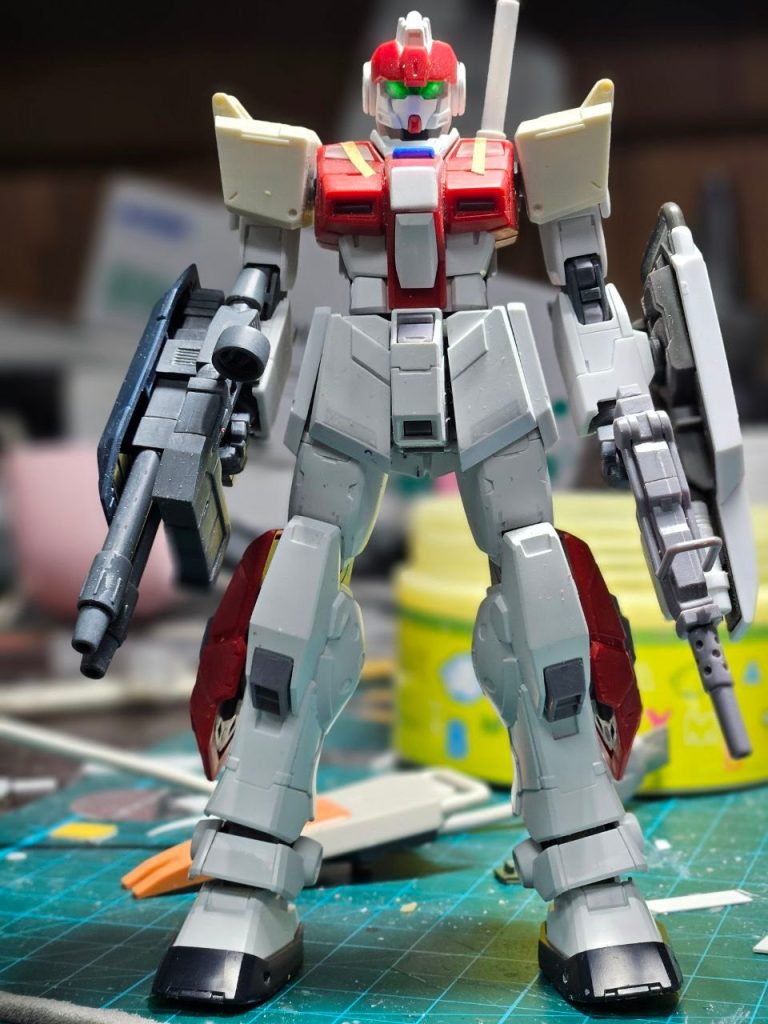 以前に投降した作業途中の1枚です。本作はARESシステムをオミット、もしくは特殊システムを組み込む前の素体という脳内設定であるため、排熱用のダクトを防ぎ、一般的な装甲にしてみました。