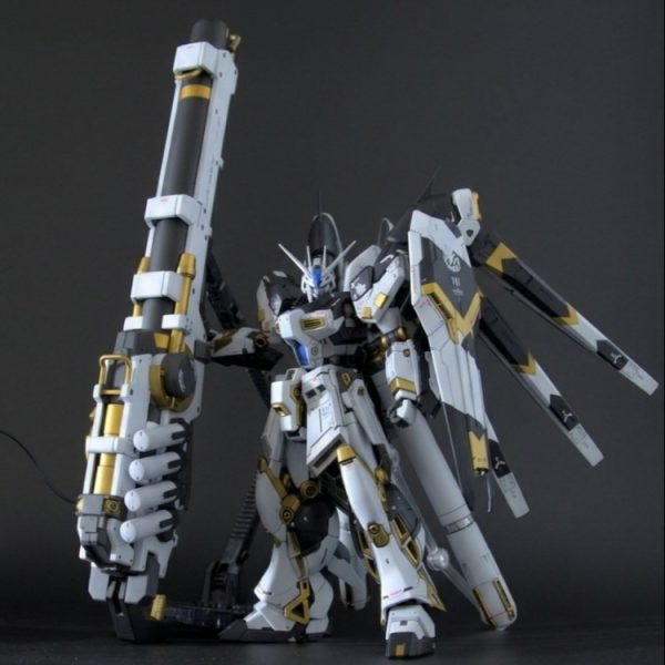 RG Hi-νガンダム