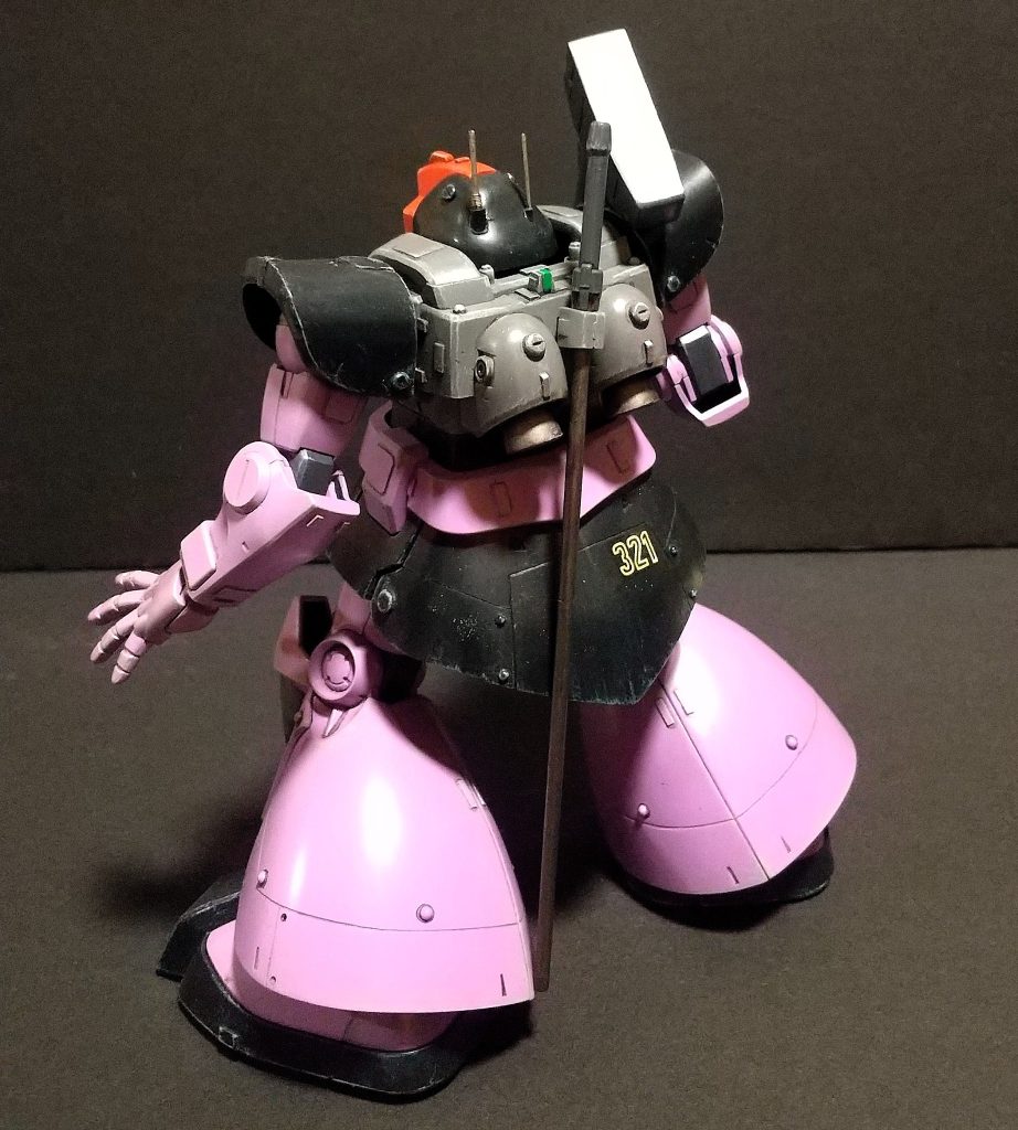 とにかく素晴らしいキットです。何機も作りたくなるくらい気に入りました。ストレートに組んで全体にマーキングを入れるだけでもかなりカッコよくなるはず。機会があれば地上用も作りたいですね。