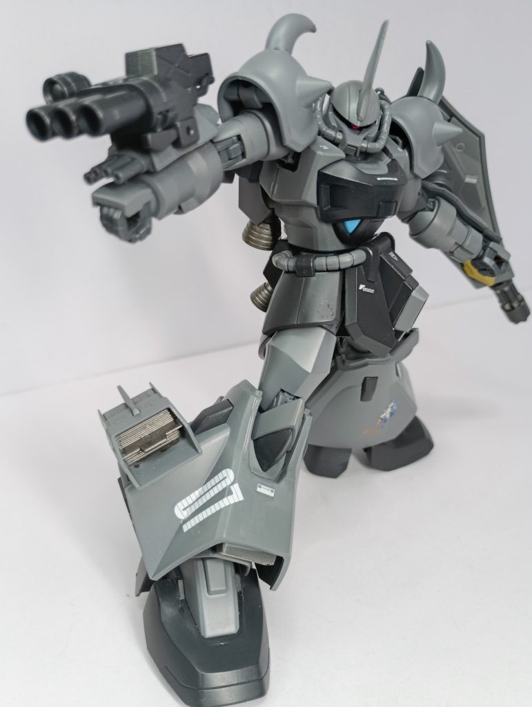 好みで3連装35mmガトリング砲も付けました。