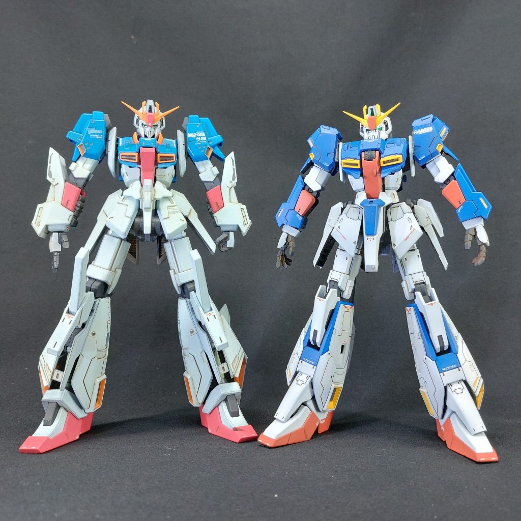 ■前面の比較向かって左側は以前製作したゼータガンダムで、右側は今回製作したRGゼータガンダムです。当初は