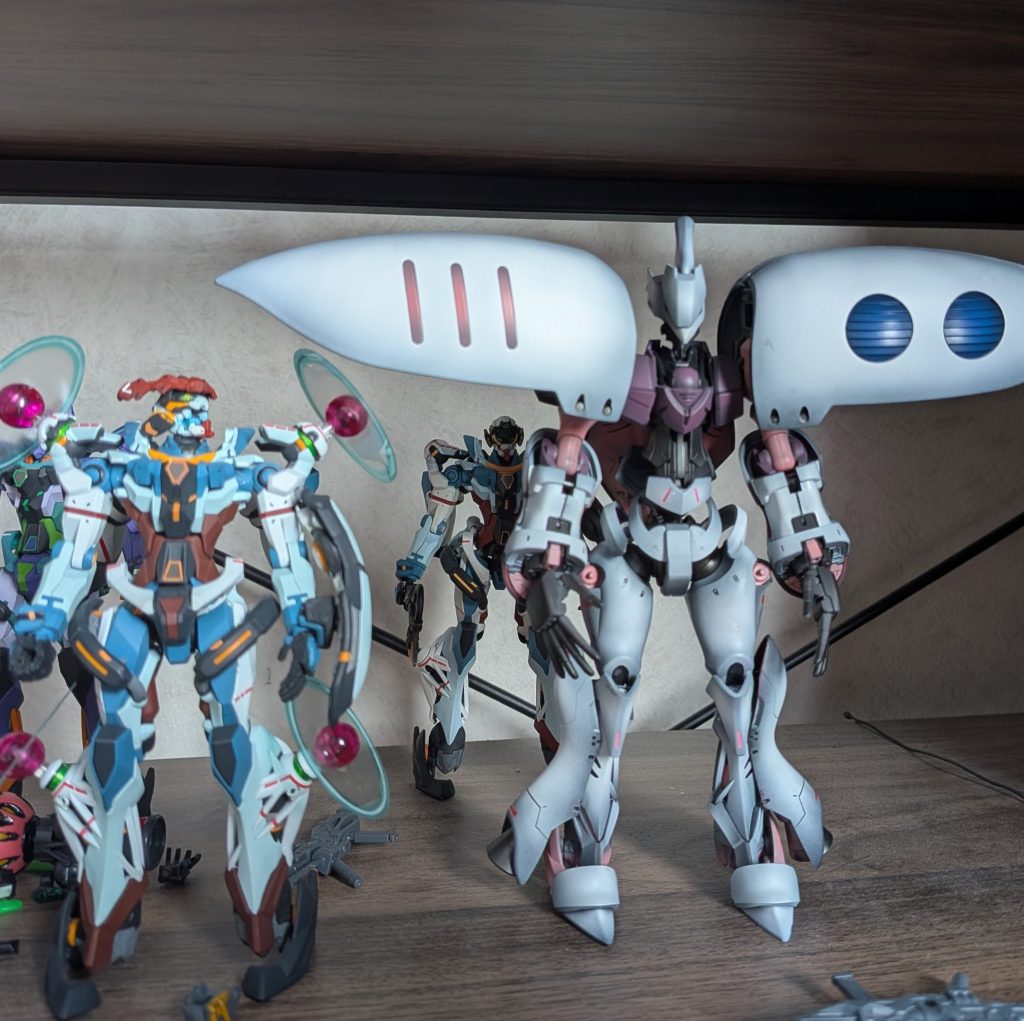 身長はこんな感じでした。シナンジュよりもでかいかも……(gundam-kao10)最後まで見てくれてありがとうございました！(gundam-kao4)次はジムスナイパーです。