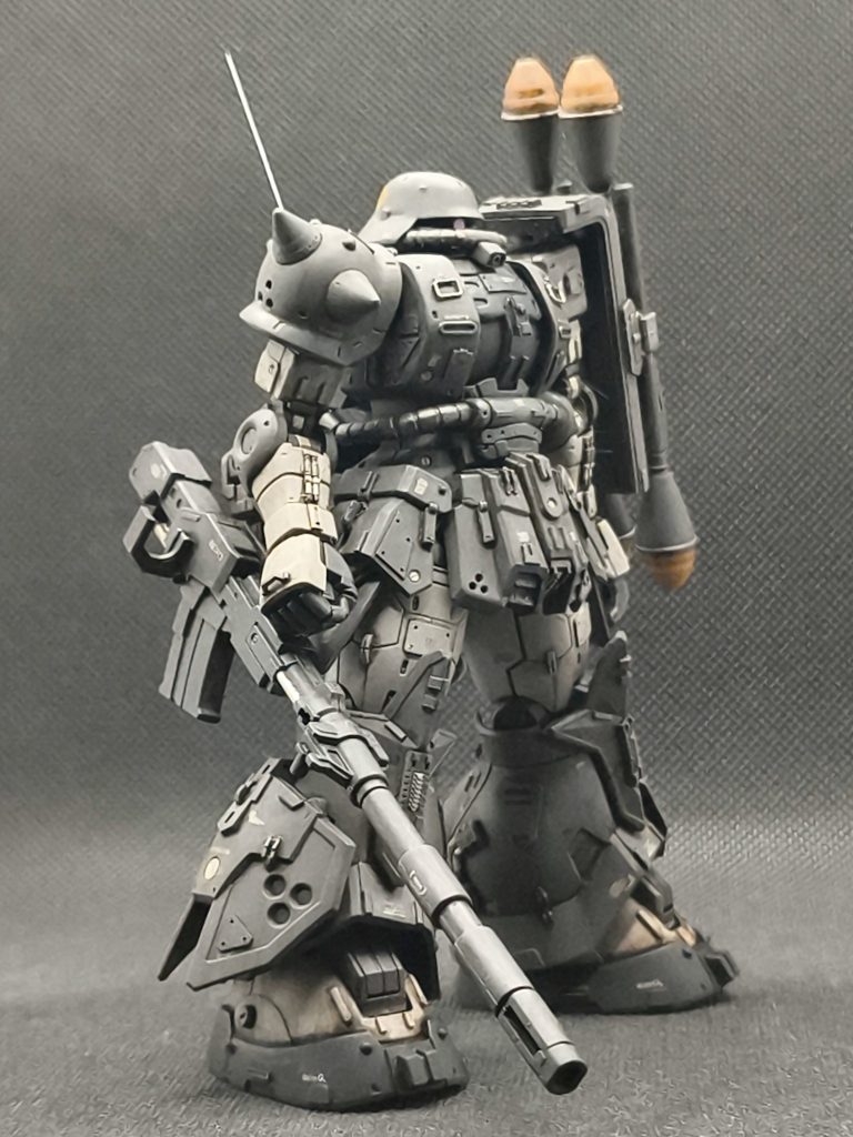 装備は前回のペイルライダーからもらった180mmキャノンとシステムウェポンのシュツルムファウスト、ヒートホークもリヤスカートに。