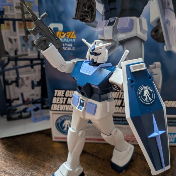 ガンダムベース限定リバイブ版ガンダム