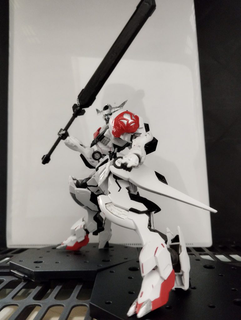 あおりで。色々失敗はしましたが、元々好きな機体だしキットもいいし、色替えは上手くいったのではないかと思います😆