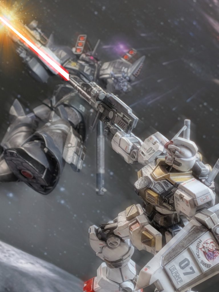 ゲルググ・メテオールとのアクション❗️ガンダム７号機のビームライフルが、メテオールのビームマシンガンにHIT‼️
