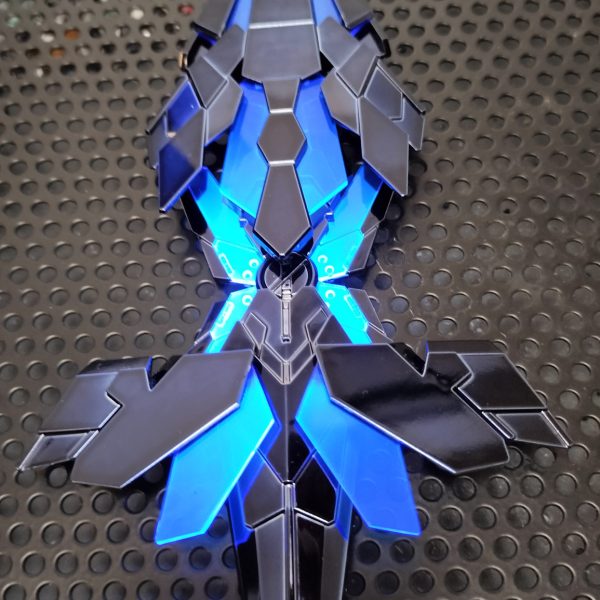 グリーンフレームをペルフェクティビリティのブルーフレームにガイアノーツの蛍光クリアを纏わせてます。（3枚目）