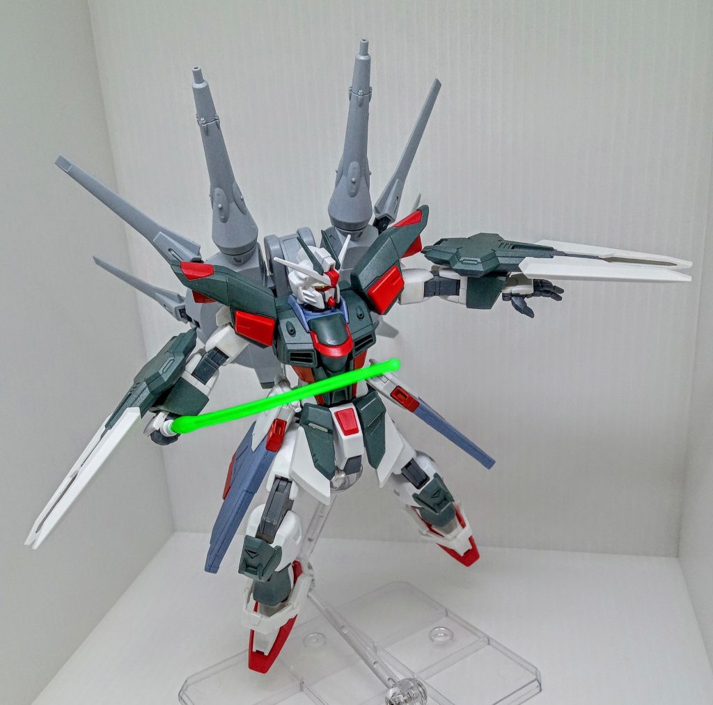 フリーダムガンダム 初期型ドラグーン試験機–2枚目/制作者：おみず
