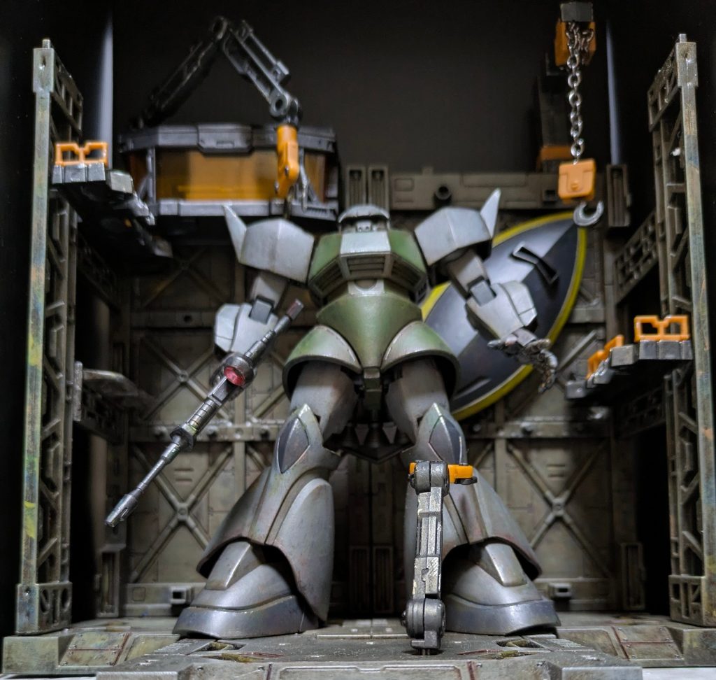 100均で連結ディスプレイスタンドを購入しましたが、創造力が乏しい私は塗装するのみ⋯お立ち寄りいただき、ありがとうございました。