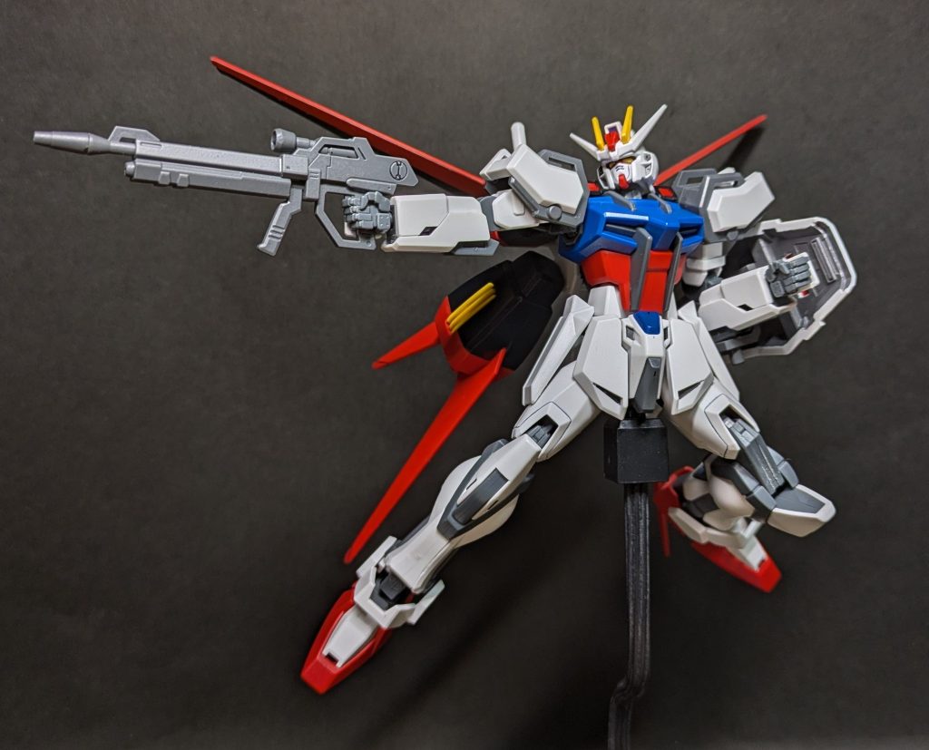 親の顔より見たSEED撃ちでキメ！wSEED問わず、プラモデル作ったら一度は絶対このポーズになる人も多いのでは！？www以上、HGCE &nbsp;エールストライクガンダムでした！近年発売されたオプションセットで他のストライカーパックも再現出来るので、そちらもまたいずれ投稿したいと思っております！ありがとうございました！