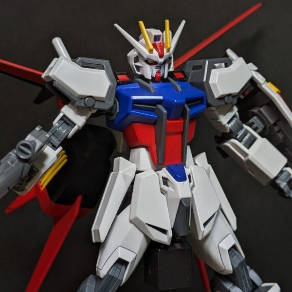 戦火の大地に甦れ、ガンダム！