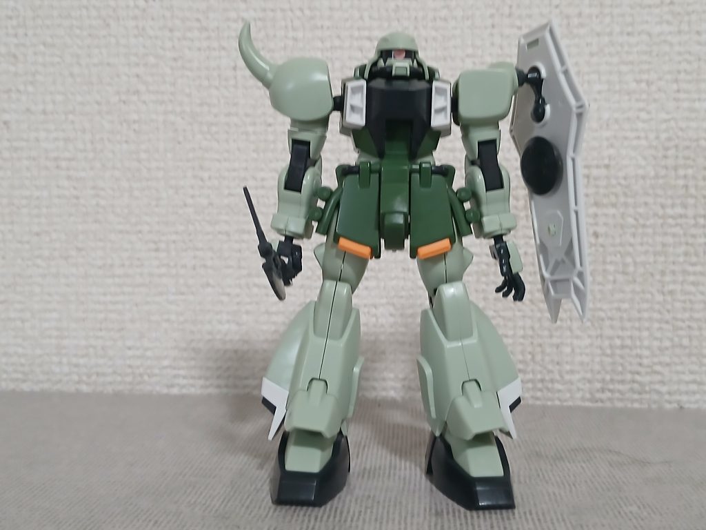作品名：ザクウォーリアについて<p>リサイクルショップでジャンクのHGザクウォーリアをお迎えしたのですが、ライフルが付いていませんでした…！ ​ガンプラ初心者なので、どんな武器を持たせたらいいか（他キットからの流用や別売りウェポンなど）アドバイスいただける [&hellip;]</p>
