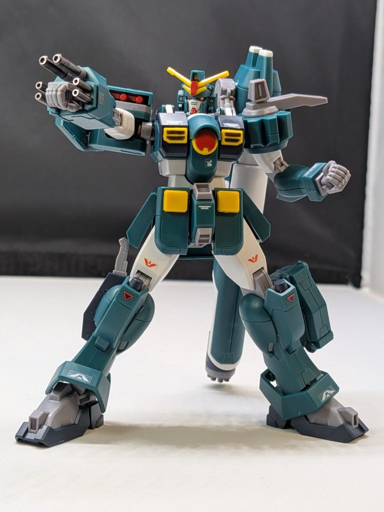 それでも最新技術のガンプラの出来栄えなのでそれはそれで嬉しいですね（≧∇≦）ぐりぐり動かせてポーズが決まります👍️