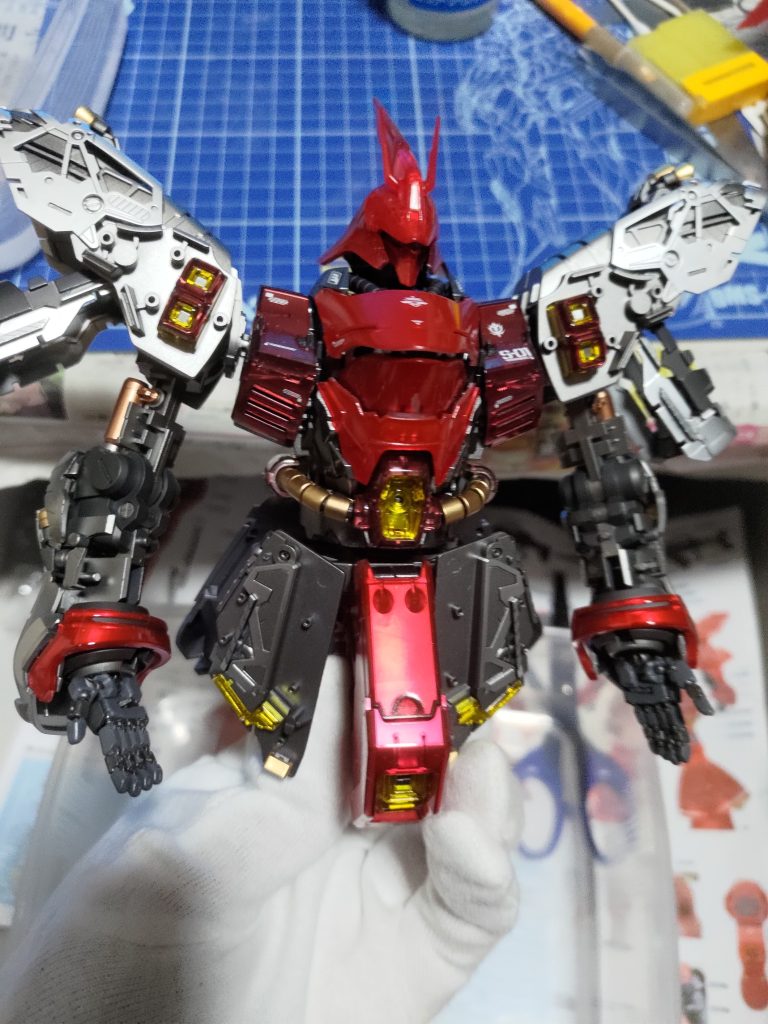 パーツ多くて管理できなそうなので各部位に完成させていきました。なんだかんだで一カ月程かかってます。&nbsp;
