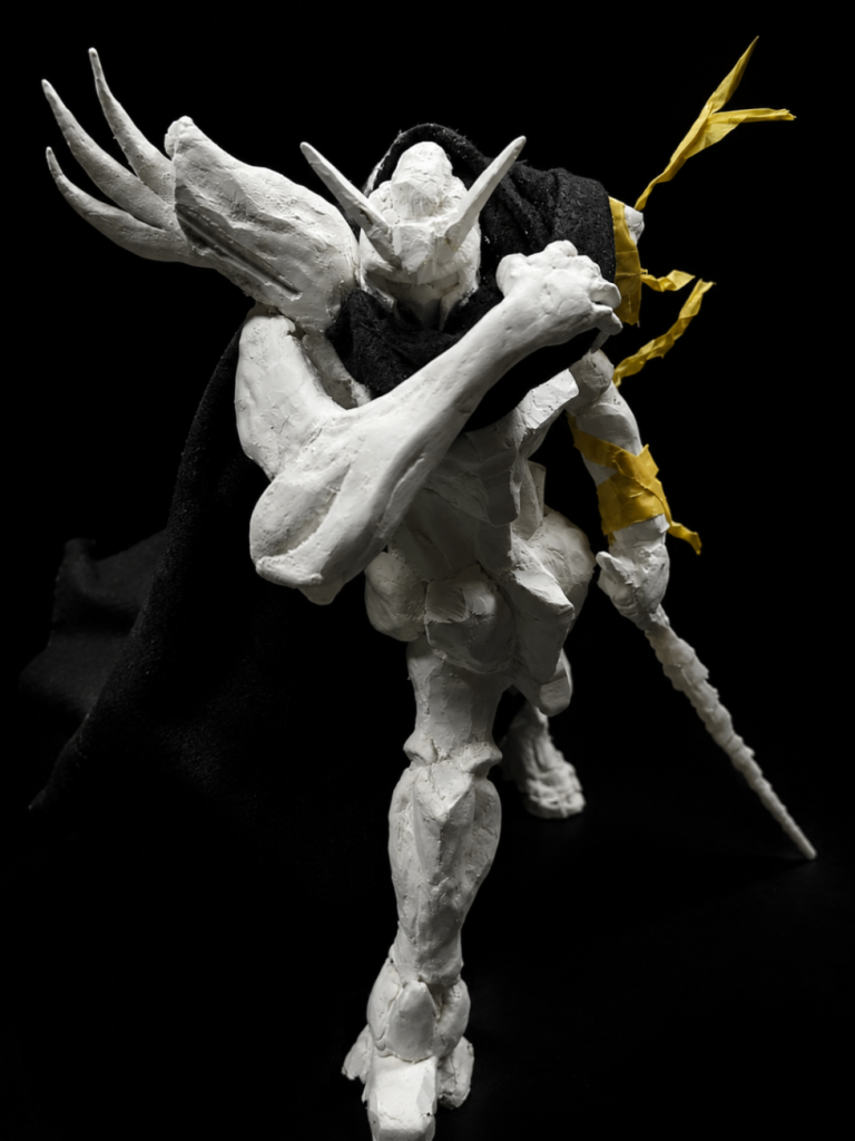ガンダムZEROの象徴マントと包帯を仮組み。マントはフェルト、包帯はこの時マスキングテープを使ってます。最終的に包帯はテーピングに変えました。マントはフェルトをそのまま使い、ハンダゴテで焼き、使用感を出しました。&nbsp;