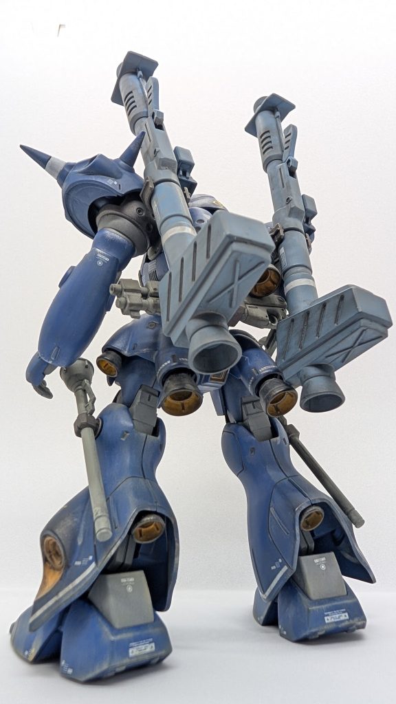 んで初めて手を出しました。シタデルカラーのベース色【AVERLAND SUNSET】隠蔽力が凄いです。青色の上から黄色がしっかり発色しました(zaku-kao2)まさに、５倍以上のエネルギーゲインがある！です…知らんけど（笑）
