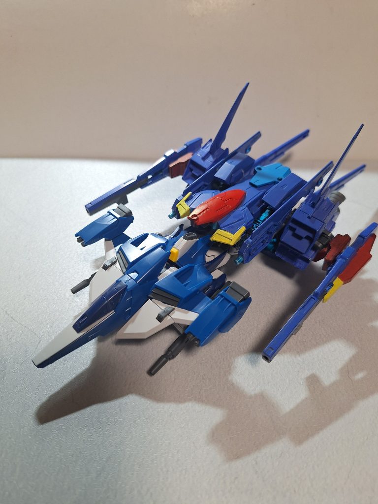 この形態が、試して見たかったので　ガンダムX系の次回作は、レオパルドデストロイが発売された時に合体出来るように複雑な変形が出来るようにしておきたいと思います。