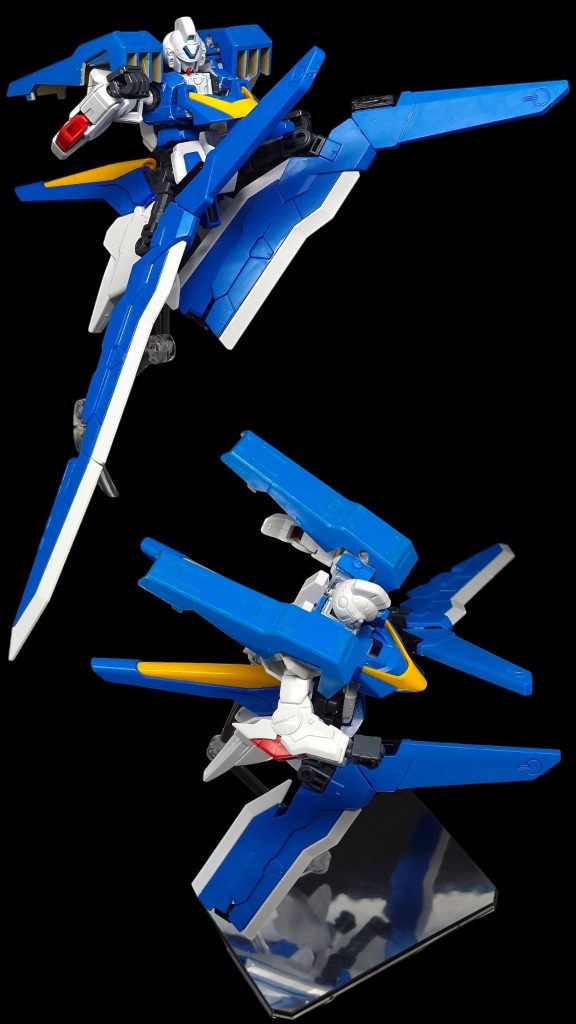 MS形態で機首を展開するとキックのポーズがとれます。ライダーキックをさせてもよし、ﾄｩ!ﾍｧｰ!のポーズで飾っても様になりそうです。