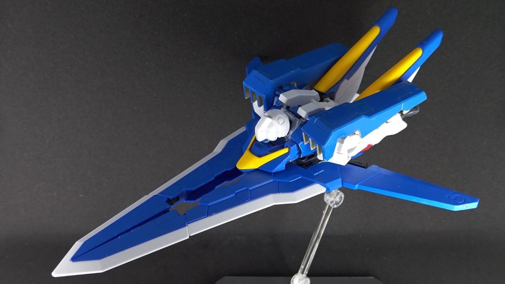 以上です！&nbsp;今回は前作の可変戦闘機の製作過程で没になったパーツを使ってミキシングしました。https://gumpla.jp/hg/25196639実在の戦闘機っぽくはないですが、前作よりもポージングさせてて楽しい作品になりました。またコンテスト用にガンプラ以外の作品を使わずに完成させられてよかったです。