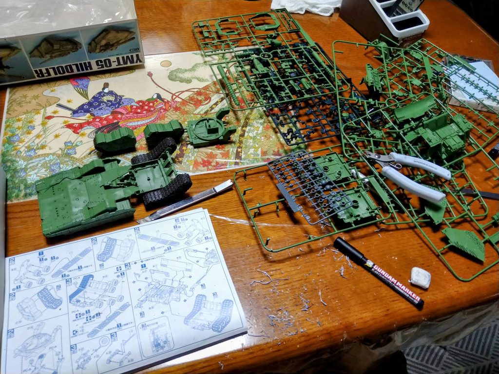 差し替えのパーツもあるので結構大変でした。