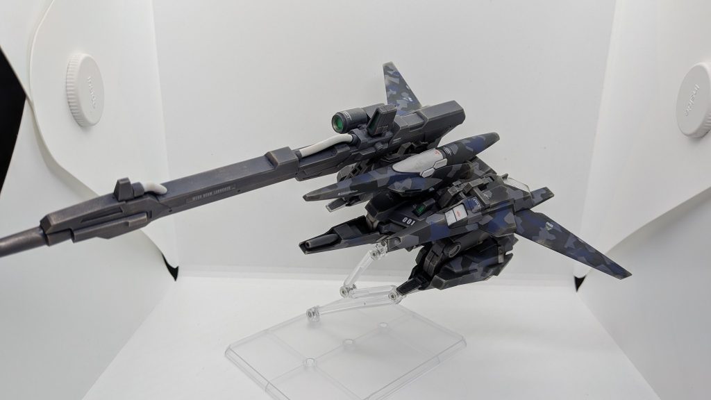 ウェイブライダーが渋い！　　そして変形の難度も高い！！　　「メタスの変形機構を参考に簡略化」とかどの口が言ってんだってくらい大変でした💧毎回思いますが、こういう変形キットを設計して商品化している方々は偉大だと思います。