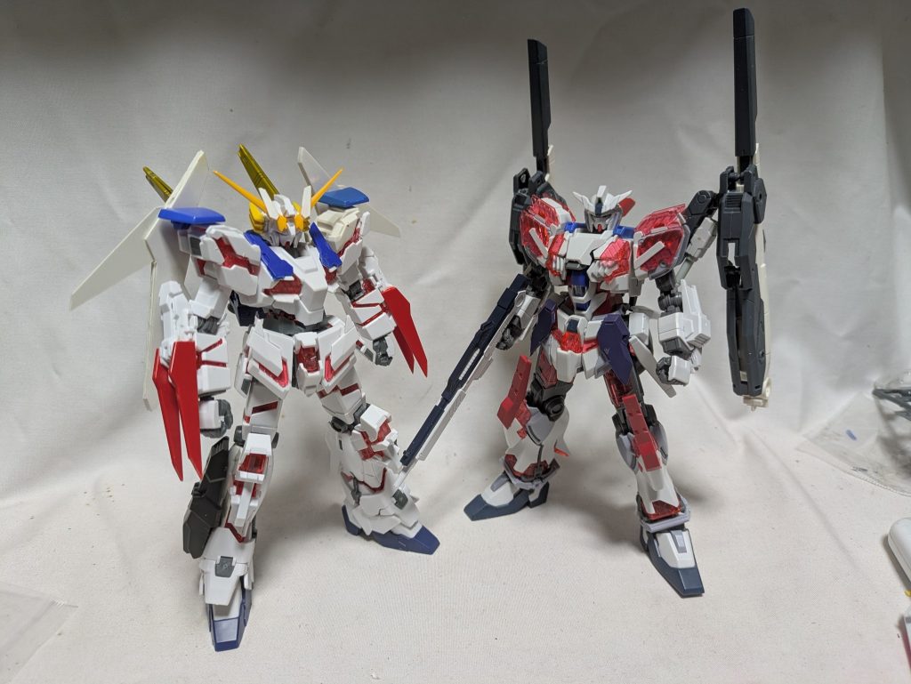 ユニコーンガンダムと一緒に(この時のユニコーンは未決定の形態)