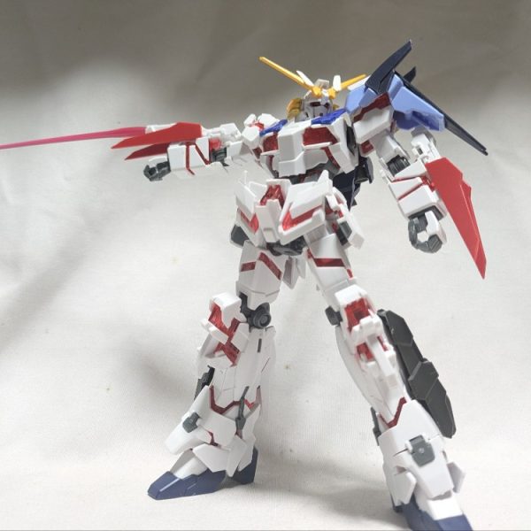 UNICORN GUNDAM AXELAREAPER