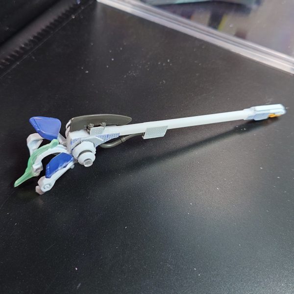 セミスクラッチ武器スカルサイスの加工が完了しました！アックスモード↔サイスモード↔スカルハンドモード↔スマートガンモード各形態にシームレス変形＋持ち替えで切り替えられます〜！デスサイズのビームシザーズを持たせようかとも考えたんですが、ビームシザーズのためだけにデスサイズを購入するのは...家に積みプラいっぱいあるし流石に積み崩しが先でしょ！！ということでセミスクラッチしましたウーンドウォート改造、あと残すところはウサギコウモリ型バックパック兼支援機のラビアンバットの仕上げと、各パーツへの筋彫りの追加ですかね！それでは本日の進捗でした〜！（3枚目）