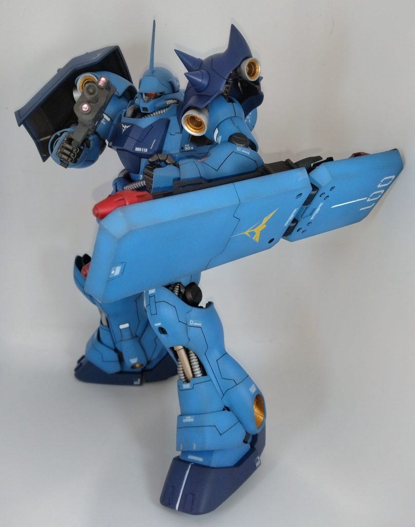 レズン機よりも少し明るめの青です。次は連邦サイドの機体でユウ カジマ機カラーを作りたいです。