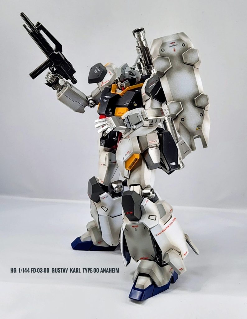フレームはメッキ塗装でビカビカさせました！