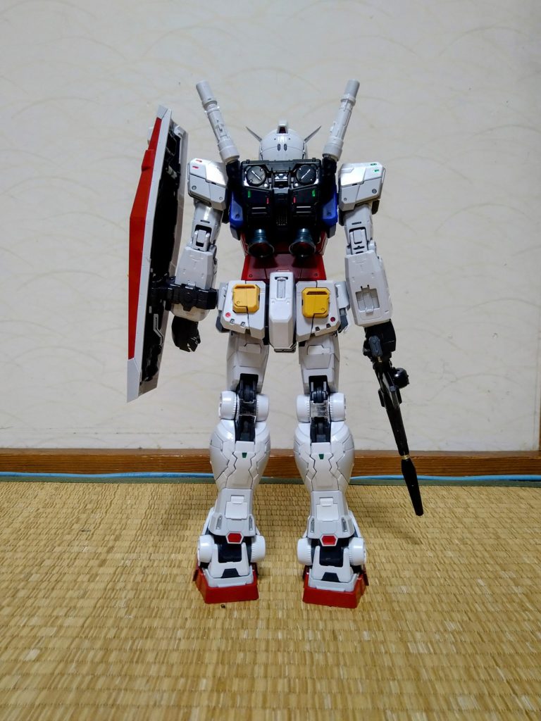 あえてデカールは貼らずシンプルにしました。
