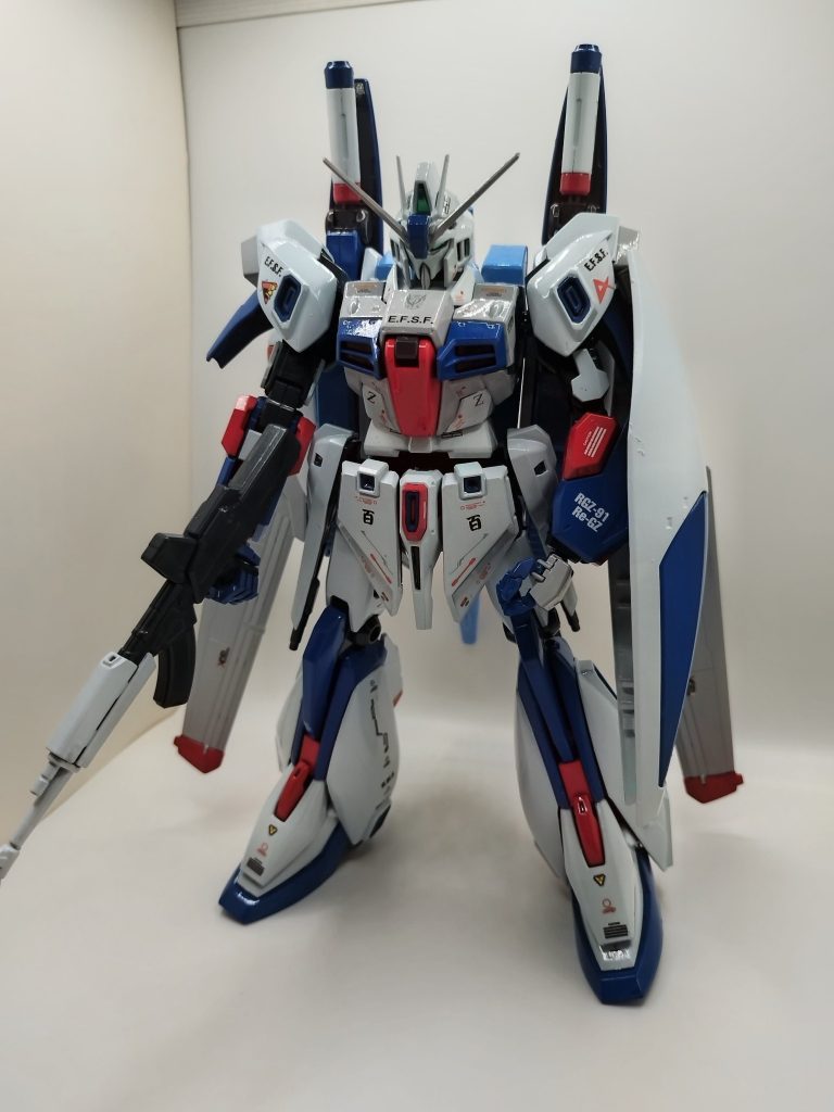 画像のみで、説明？のコメント無しです。とにかく、カラフルな機体になりました。こんなんですが、最後まで見て頂いて、ありがとうございました😆。&nbsp;