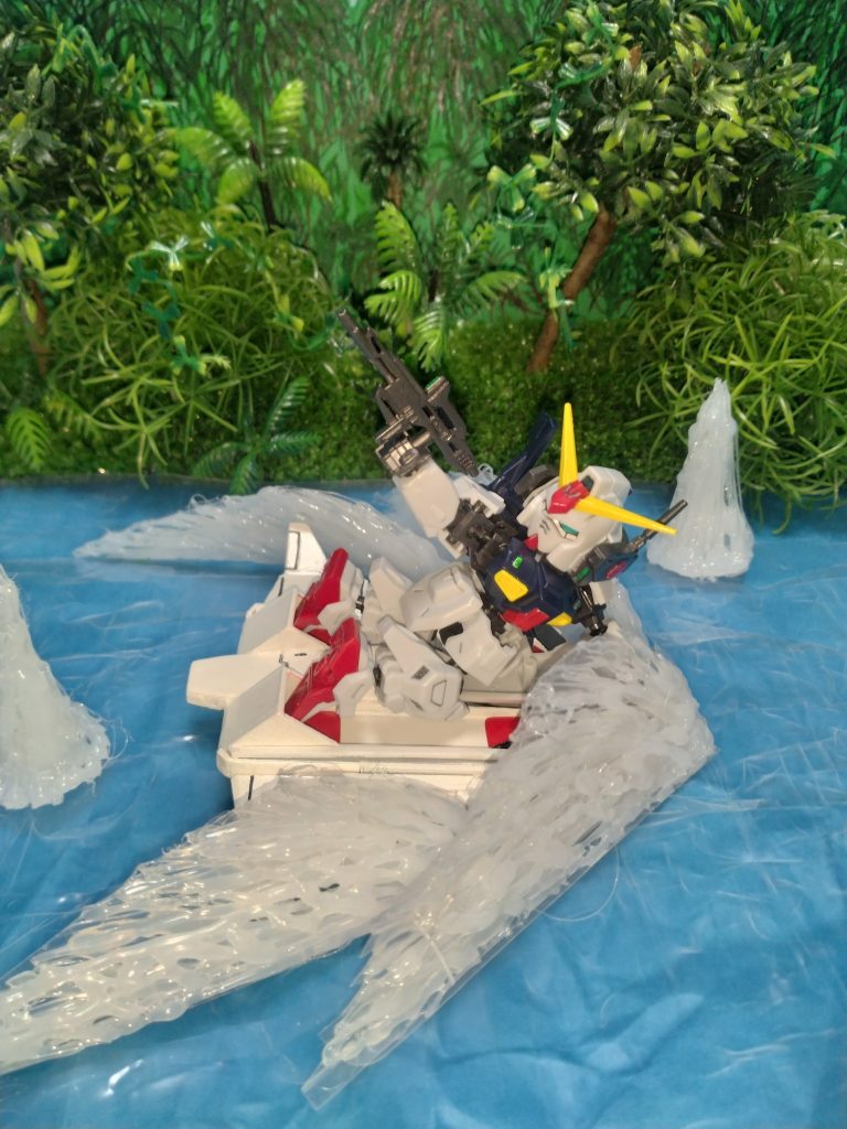 「こいつ！」「出てこなければ、やられなかったのに。」